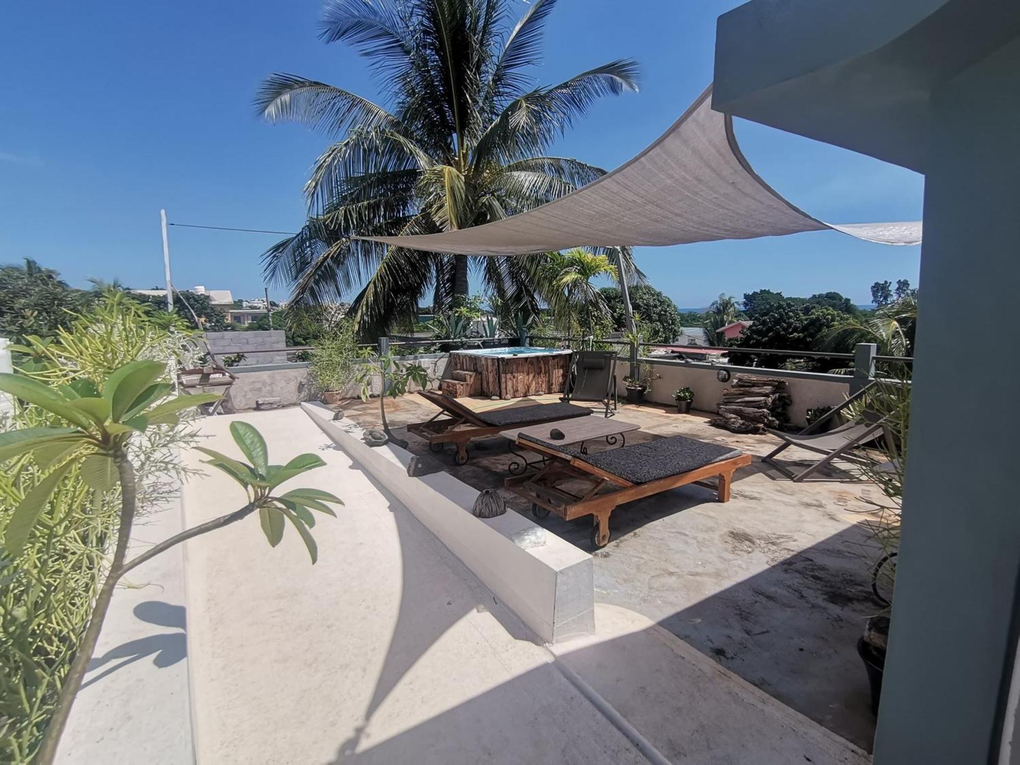 Modern Apartment/3Bedrooms/2Bathrooms/Rooftop/Jacuzzi Pointe aux Sable Экстерьер фото